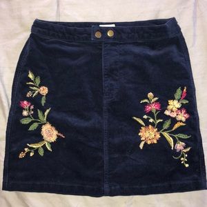 Cute Mossimo navy corduroy skirt floral embroidery